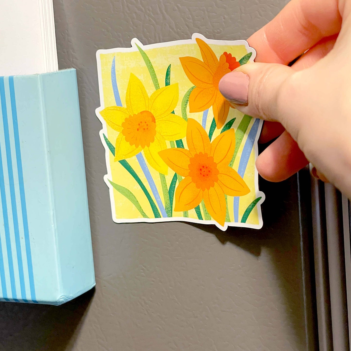 March Daffodil 3-inch magnet: With Packaging